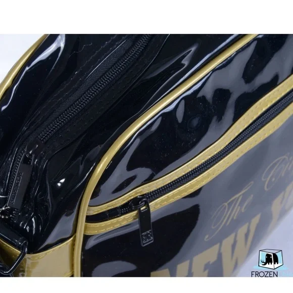 Rare. Robin Ruth The City of Newyork Bag NWT - Picture 7 of 11